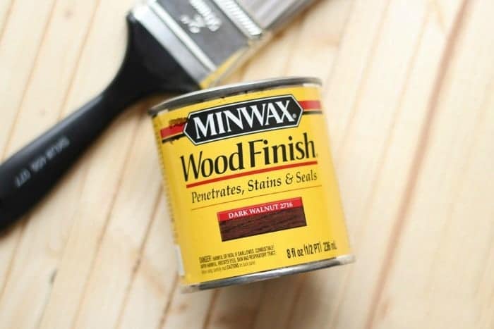 Gorgeous DIY food photography background made from beadboard!