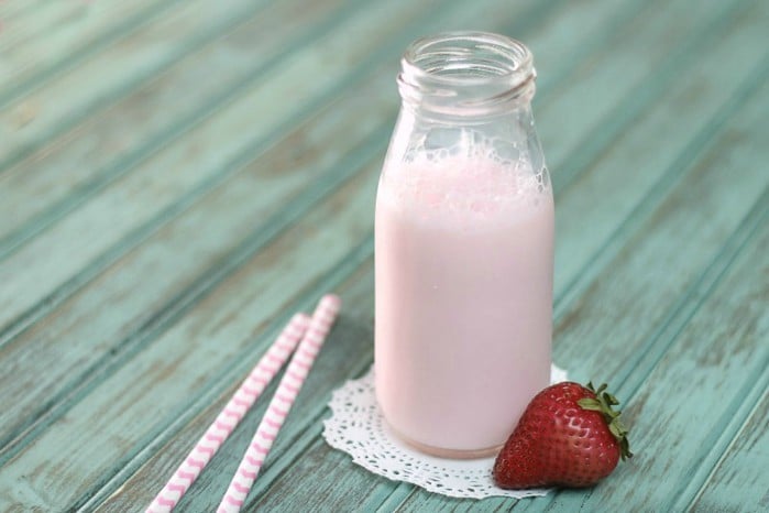 Gorgeous DIY food photography background made from beadboard!
